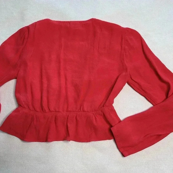 Sunday Best tie up cropped blouse - Picture 2 of 3